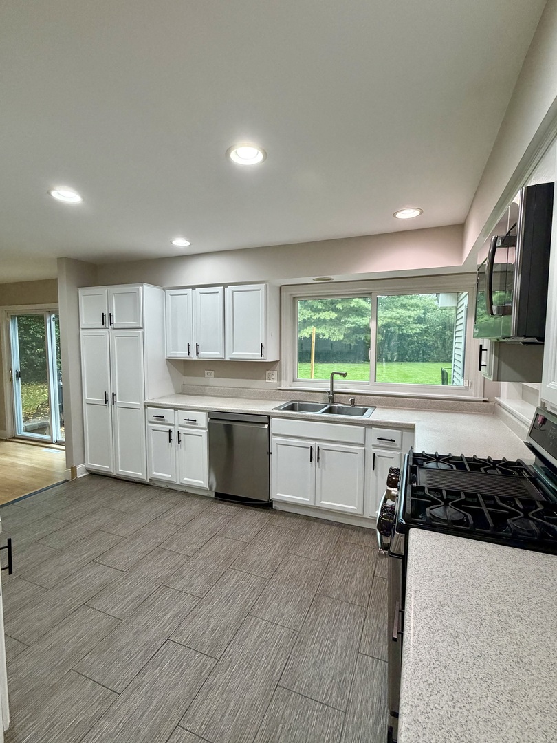 232 Linden Road Property Photo 8