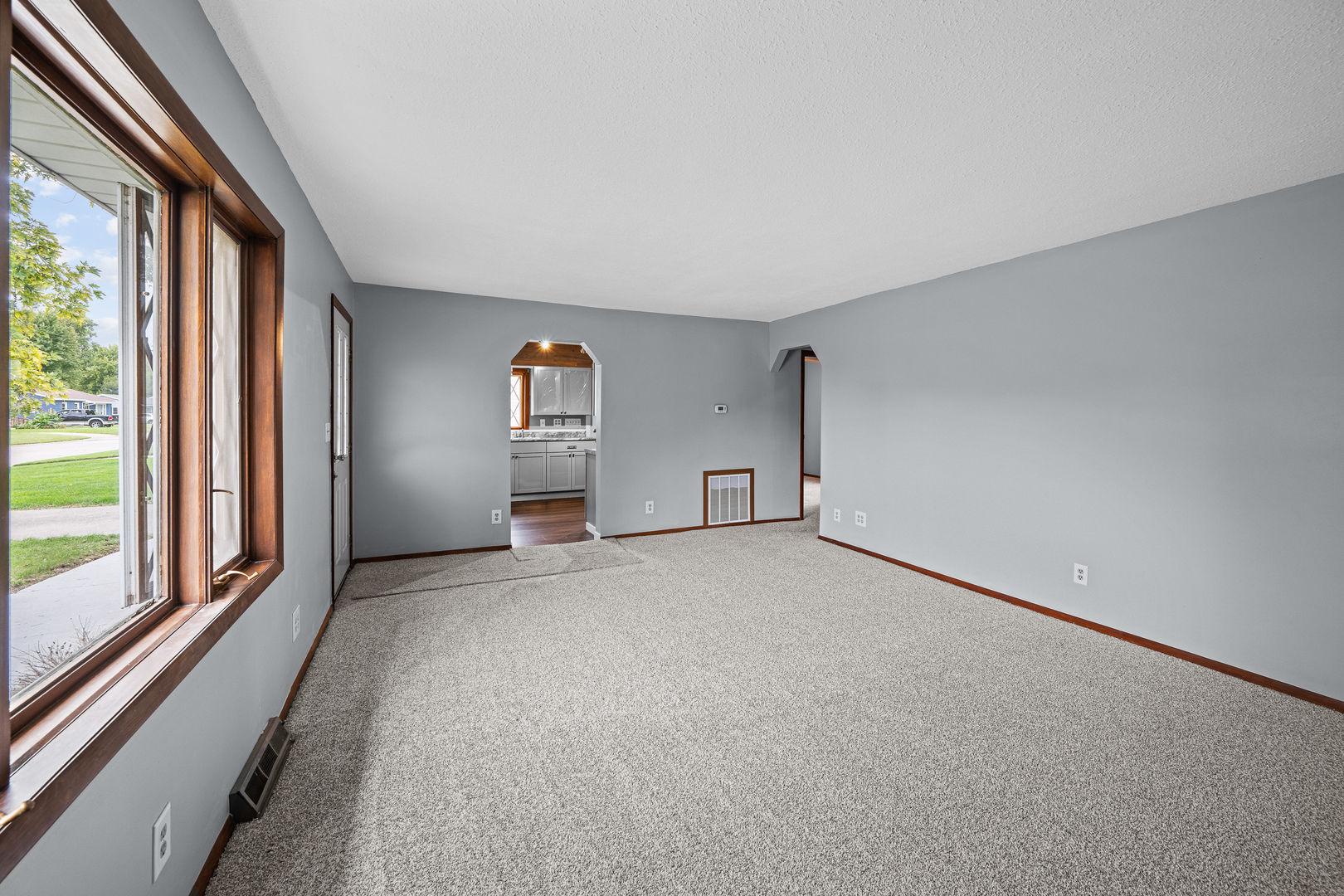 416 4th Street Property Photo 9