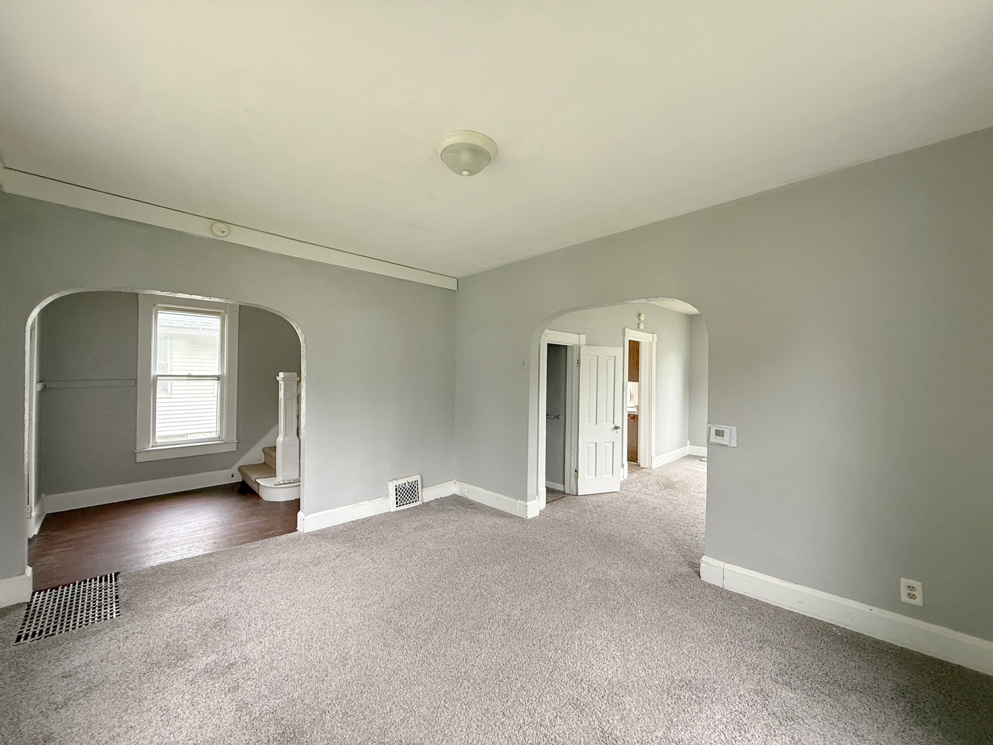 1125 37th Street Property Photo 5