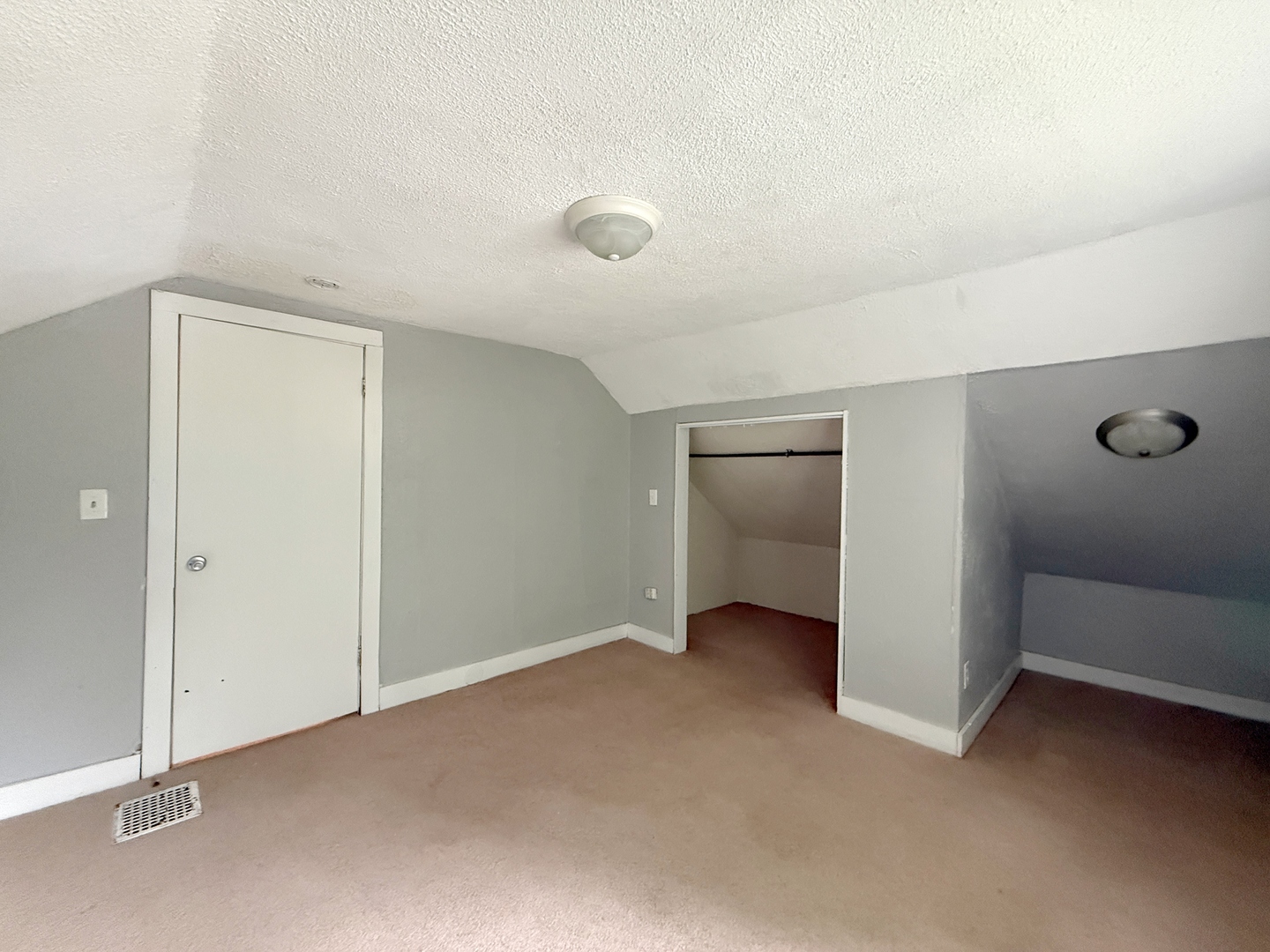 1125 37th Street Property Photo 17