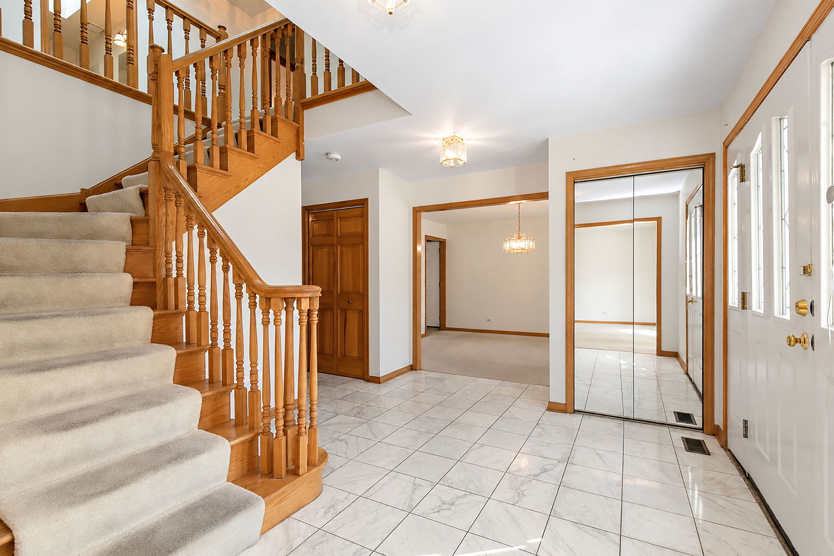 1600 Brentford Drive Property Photo 4