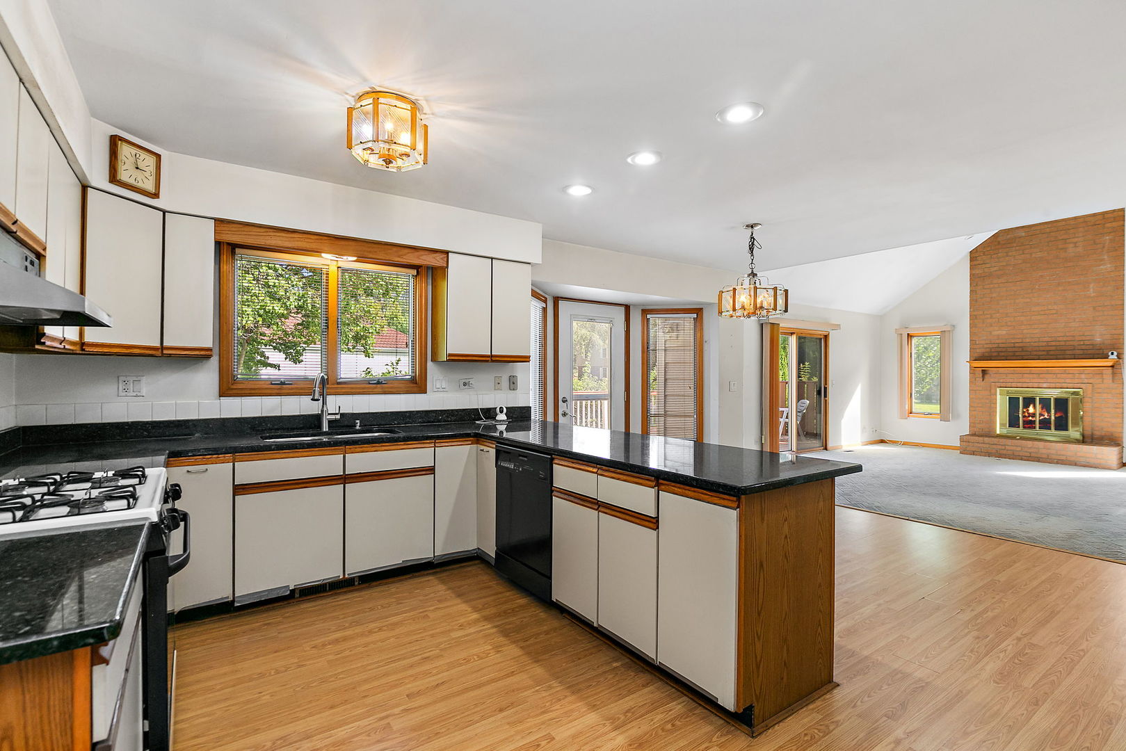 1600 Brentford Drive Property Photo 26