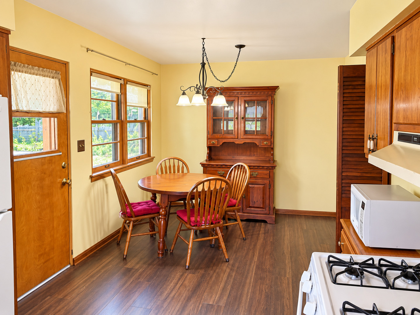 1004 Magnolia Drive Property Photo 4