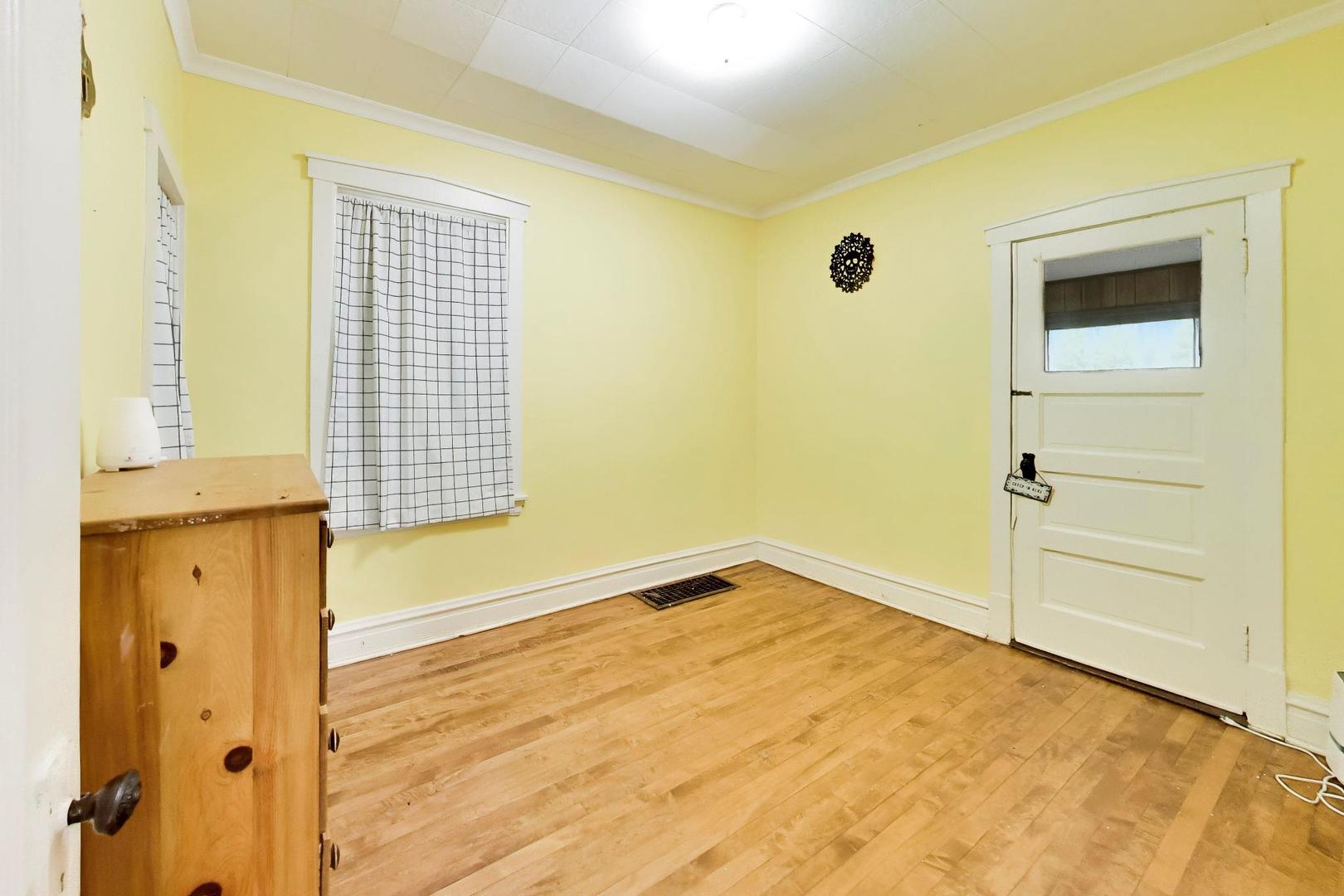 4815 N Tripp Avenue Property Photo 14