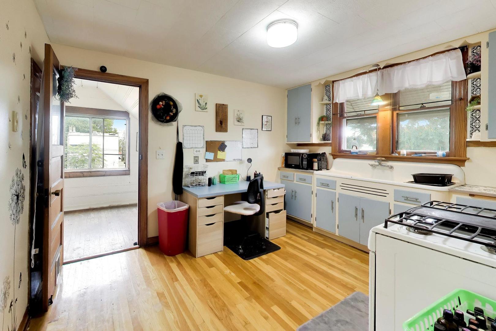 4815 N Tripp Avenue Property Photo 25
