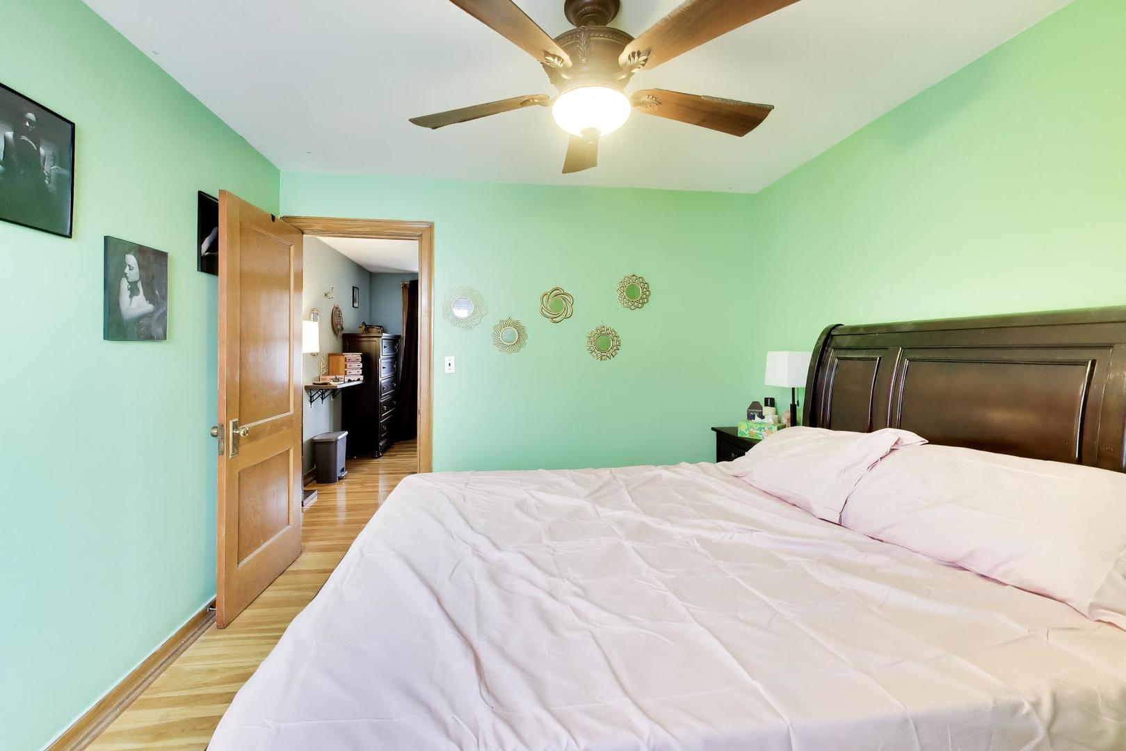 4815 N Tripp Avenue Property Photo 29