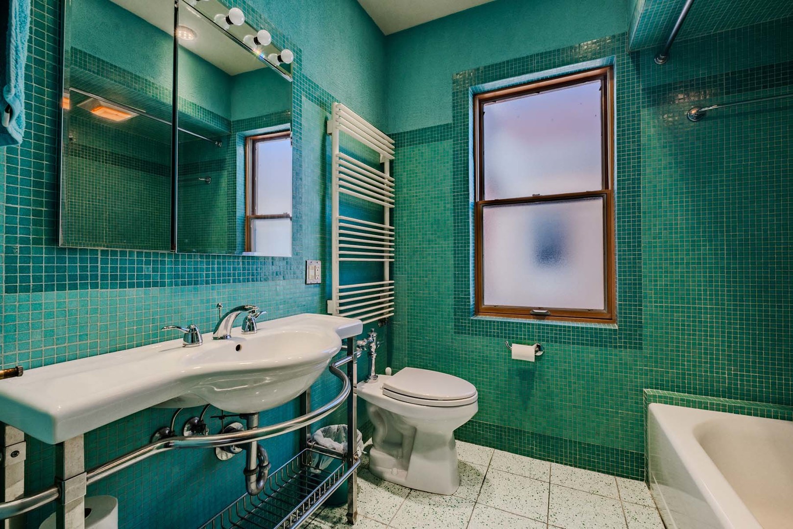 2426 Oak Park Avenue Property Photo 25