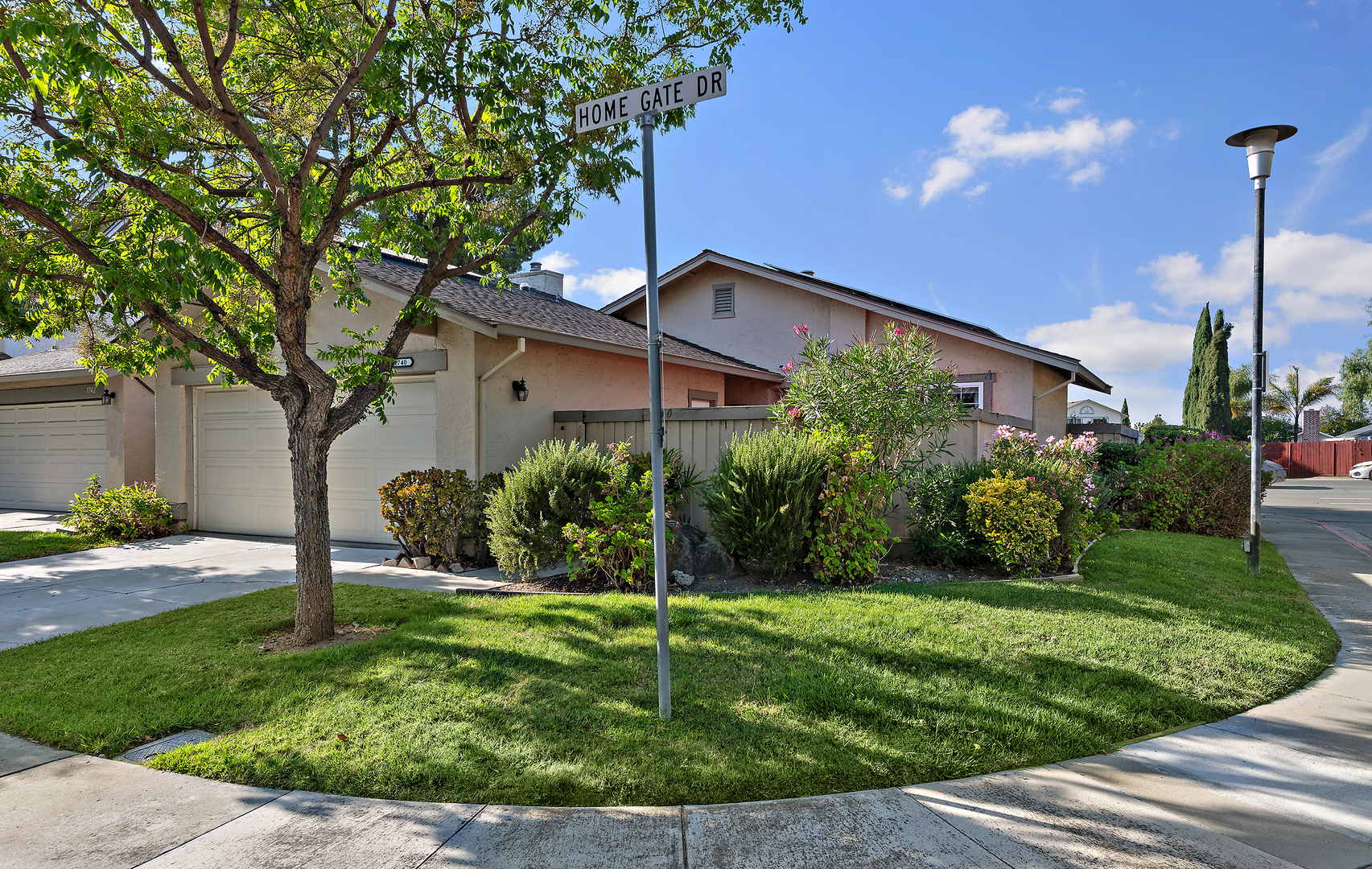 1740 Home Gate Drive Property Photo 2