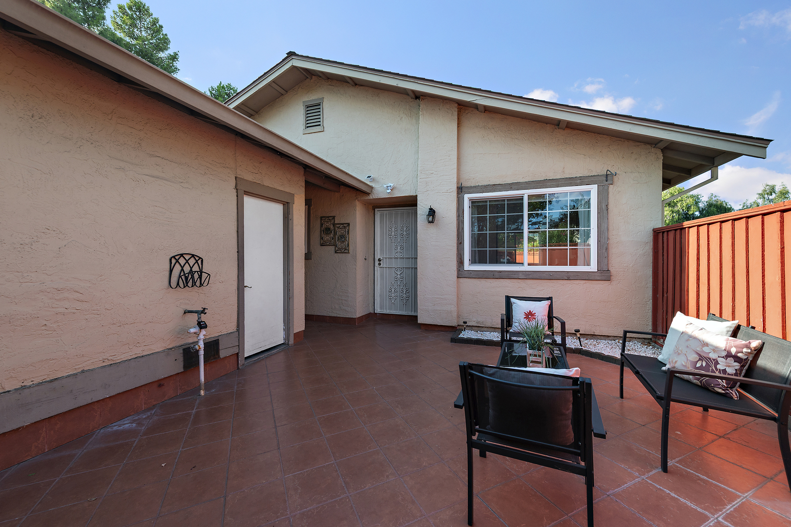 1740 Home Gate Drive Property Photo 4