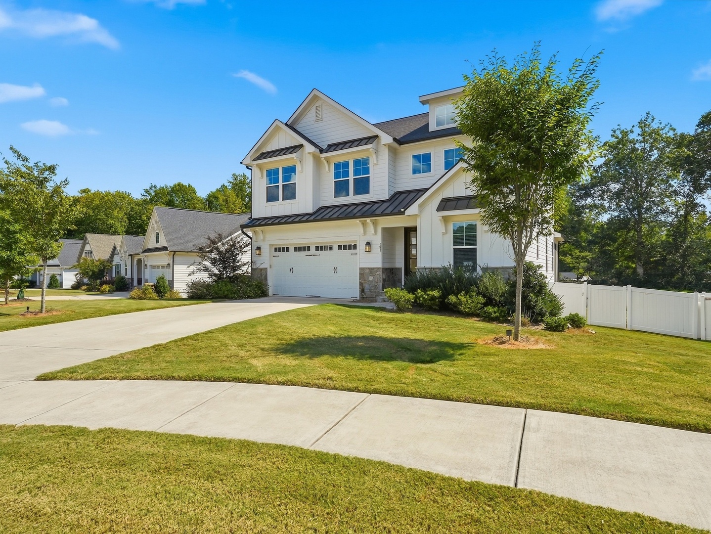 151 Dunloe Loop Property Photo 8