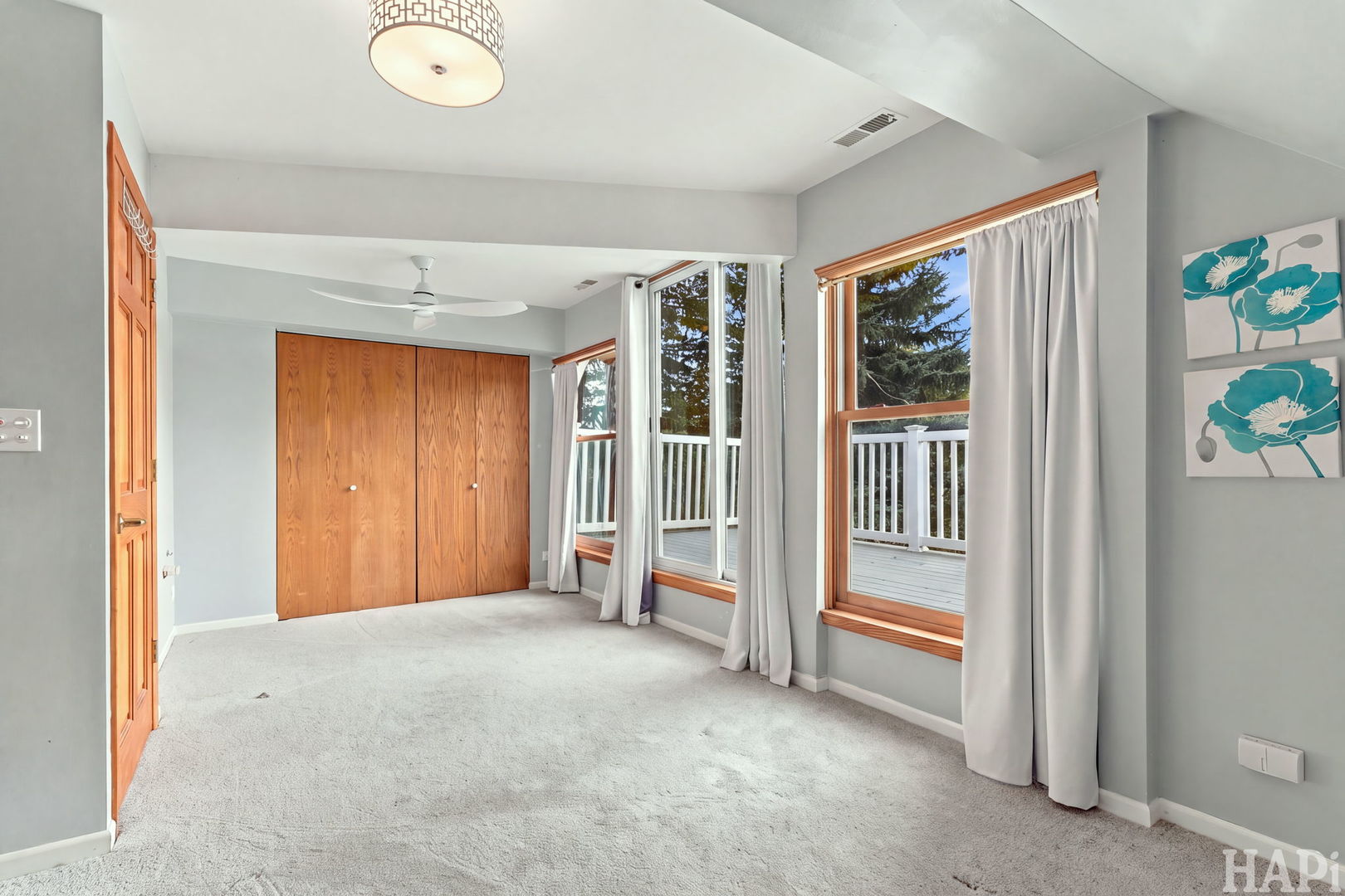 100 Lake Lane Property Photo 32