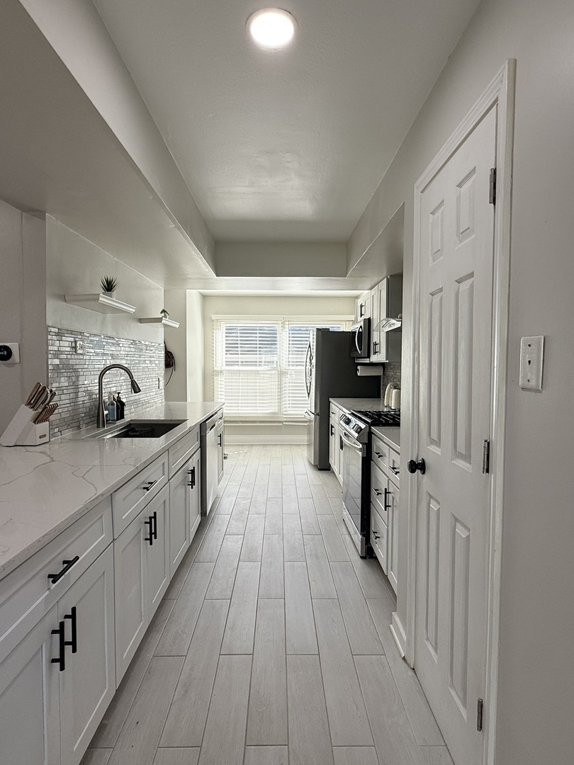 219 Pinewood Lane Property Photo 10