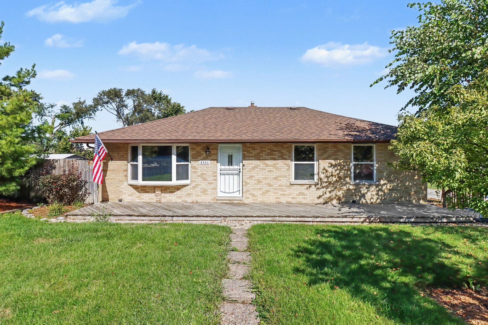 8420 W 83rd Street Property Photo 1