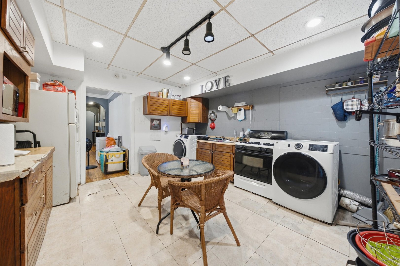12769898 Property Photo 15