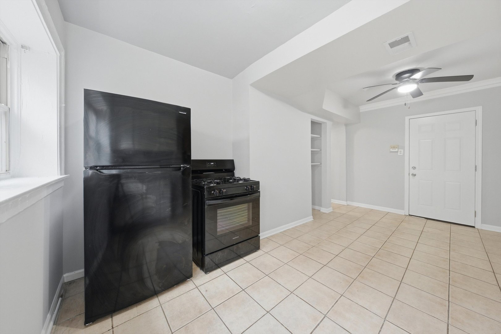 12769898 Property Photo 36