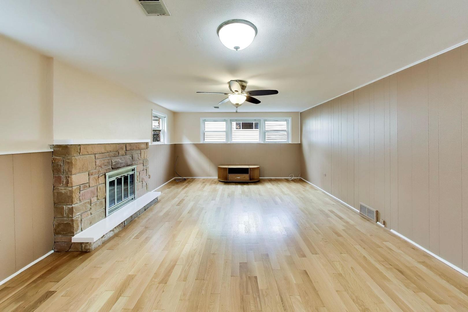 8022 Keeler Avenue Property Photo 17