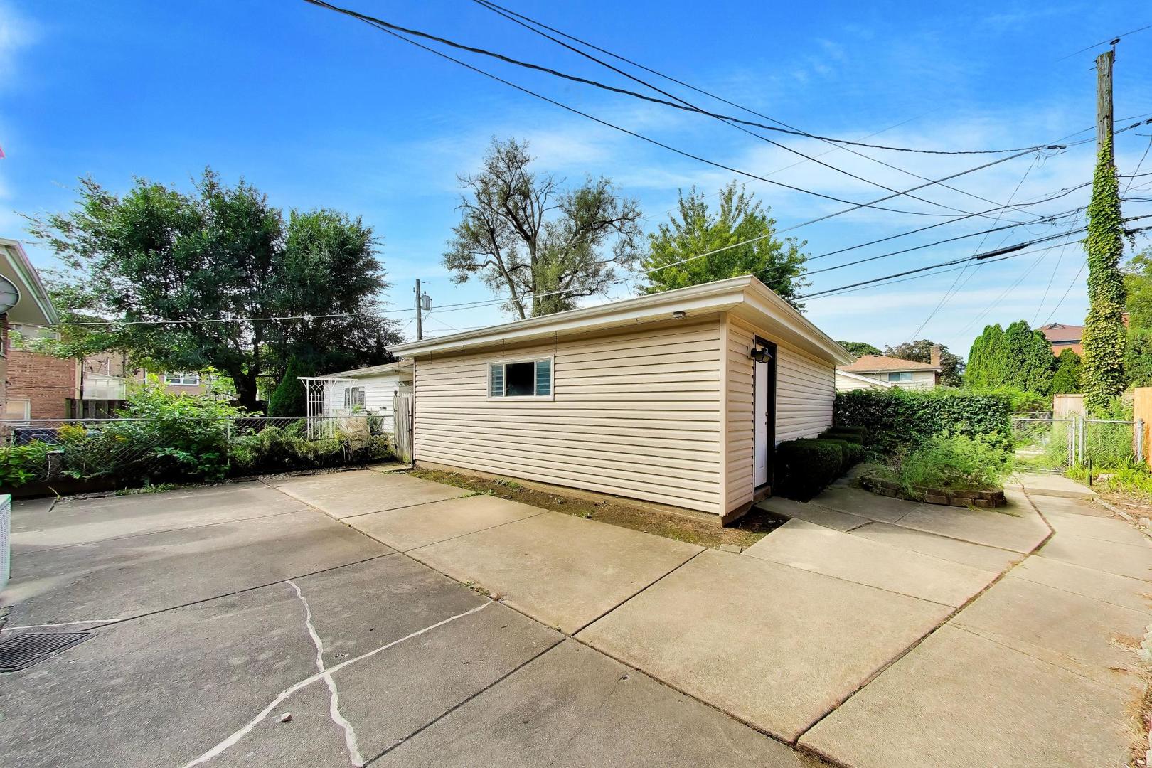 8022 Keeler Avenue Property Photo 42