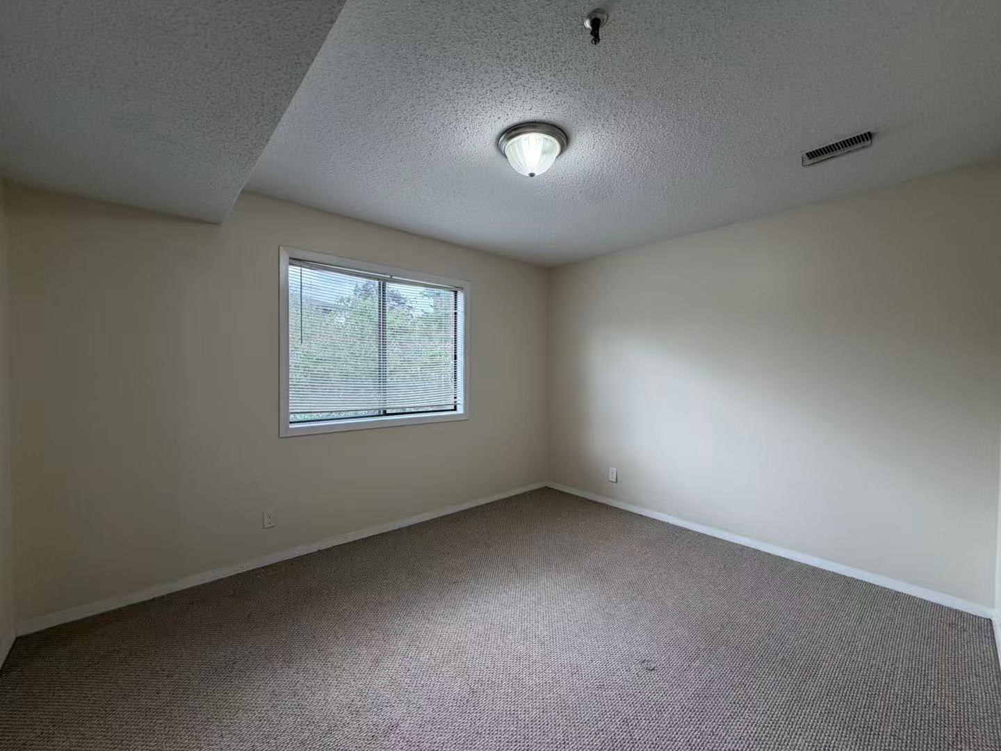 1330 Brook Street F Property Photo 9
