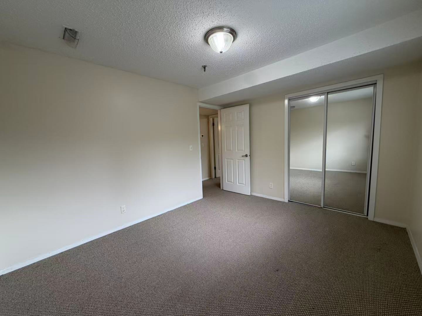 1330 Brook Street F Property Photo 11