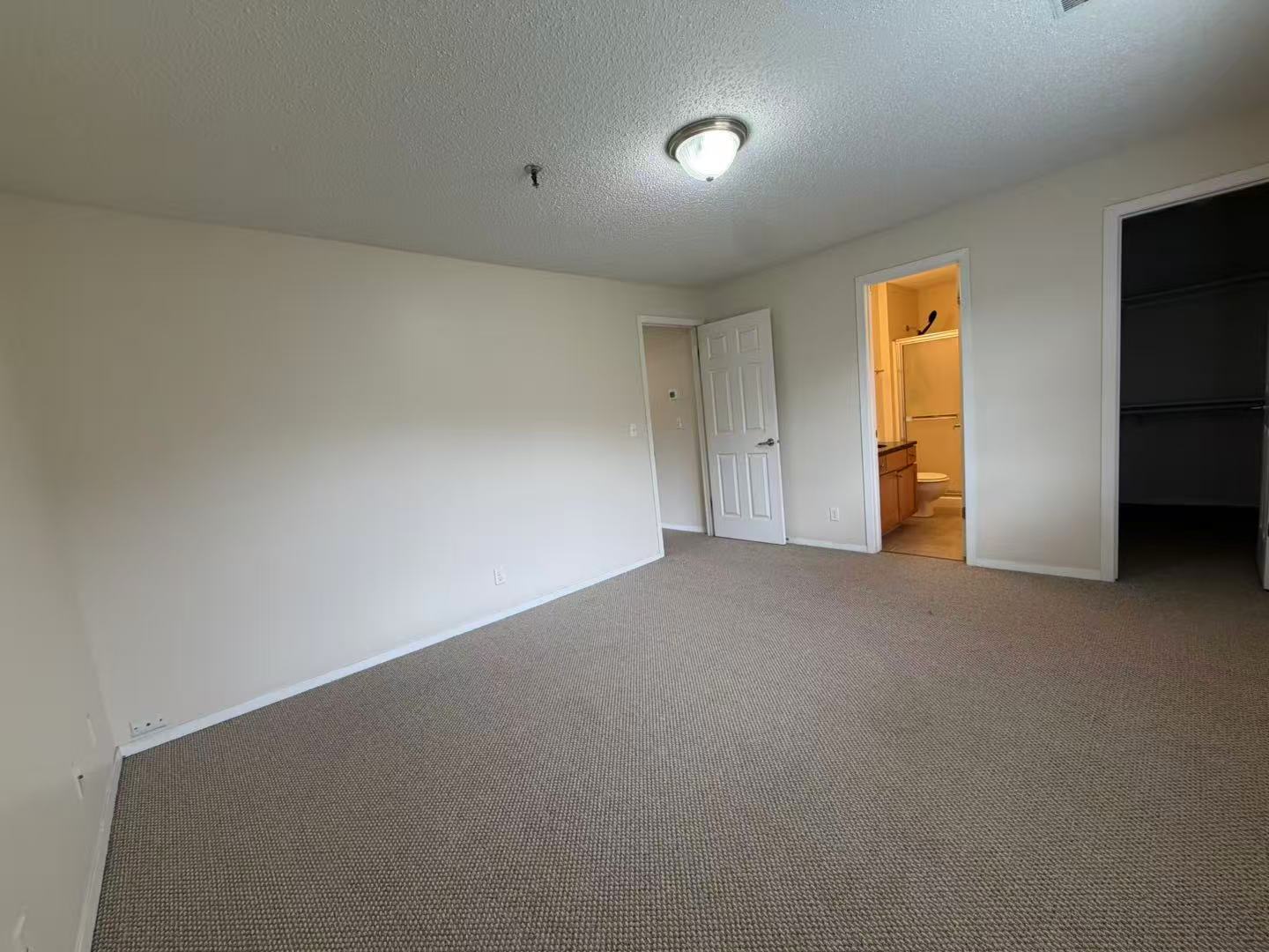1330 Brook Street F Property Photo 14