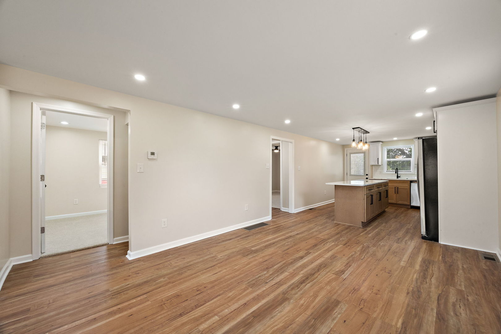 53 Seward Lane Property Photo 4