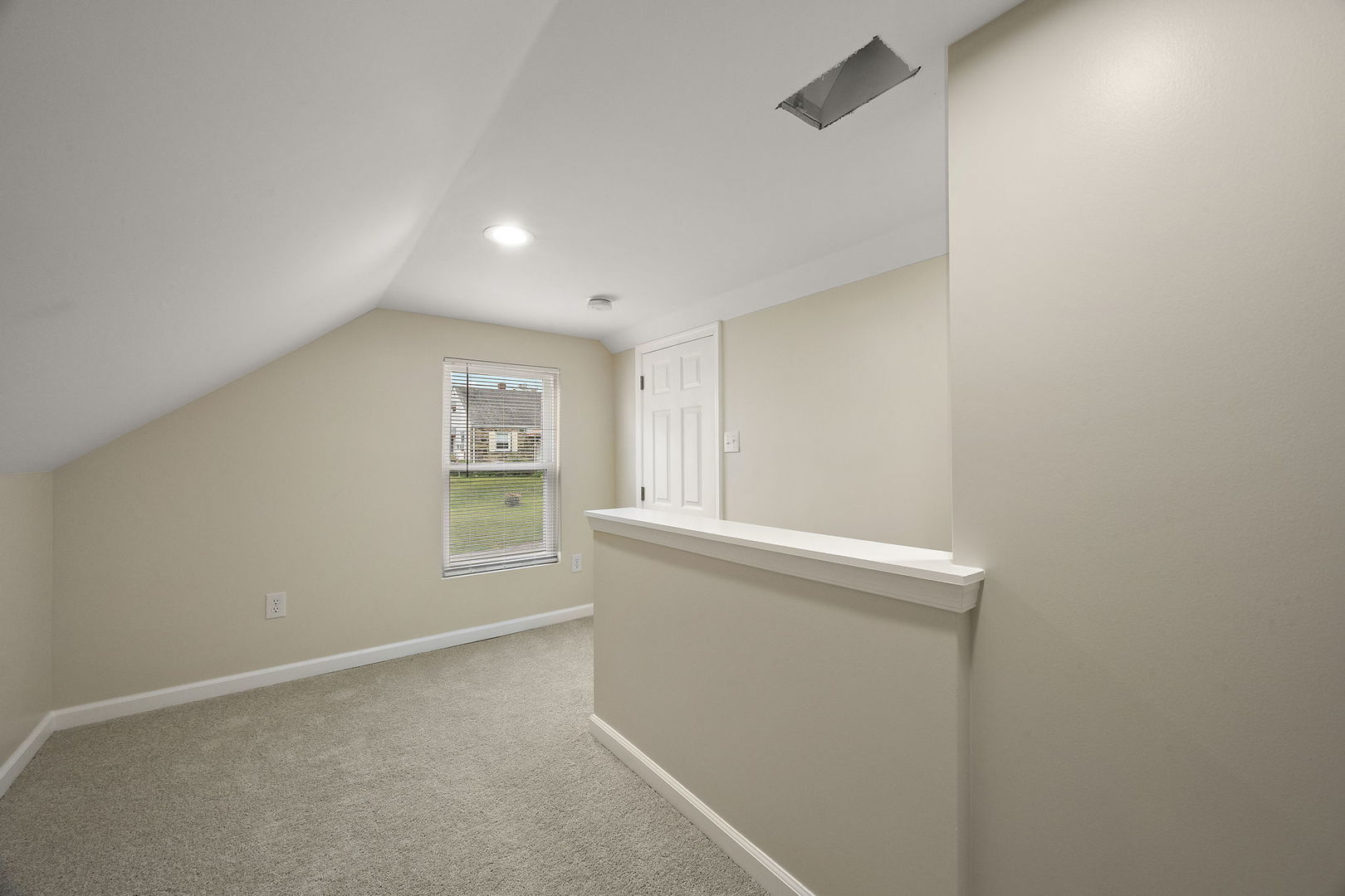 53 Seward Lane Property Photo 18