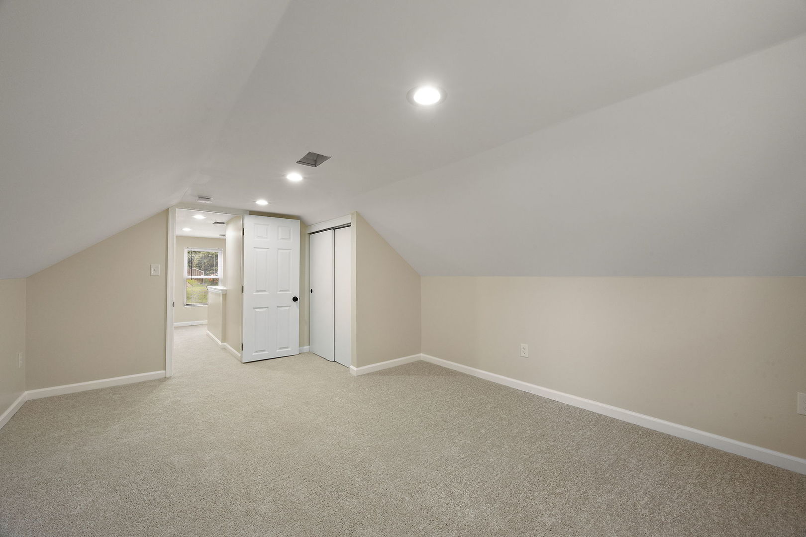 53 Seward Lane Property Photo 20