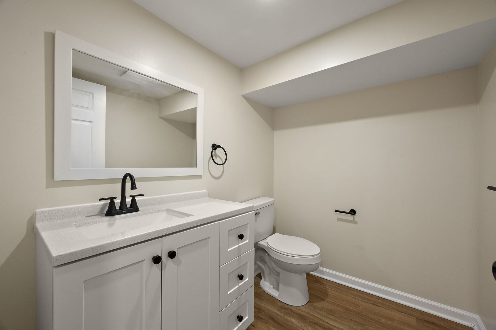 53 Seward Lane Property Photo 23