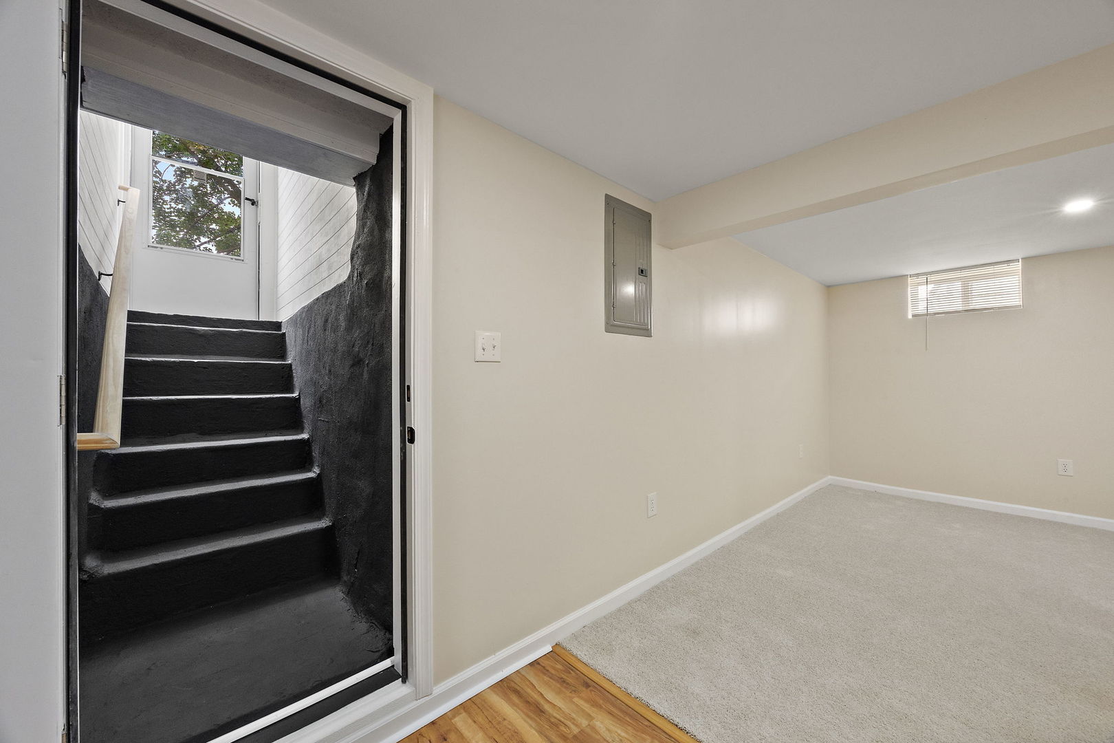 53 Seward Lane Property Photo 28