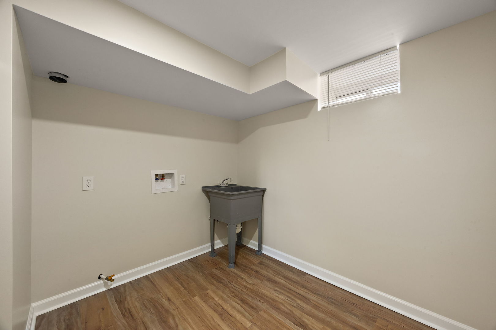 53 Seward Lane Property Photo 30