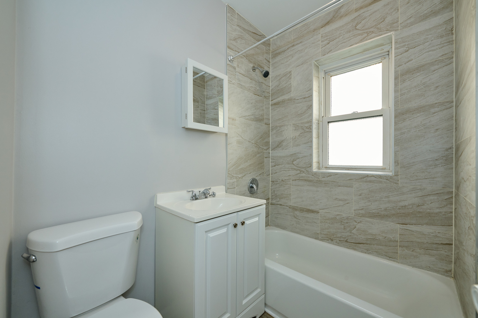 6322 N Albany Avenue 1w Property Photo 10