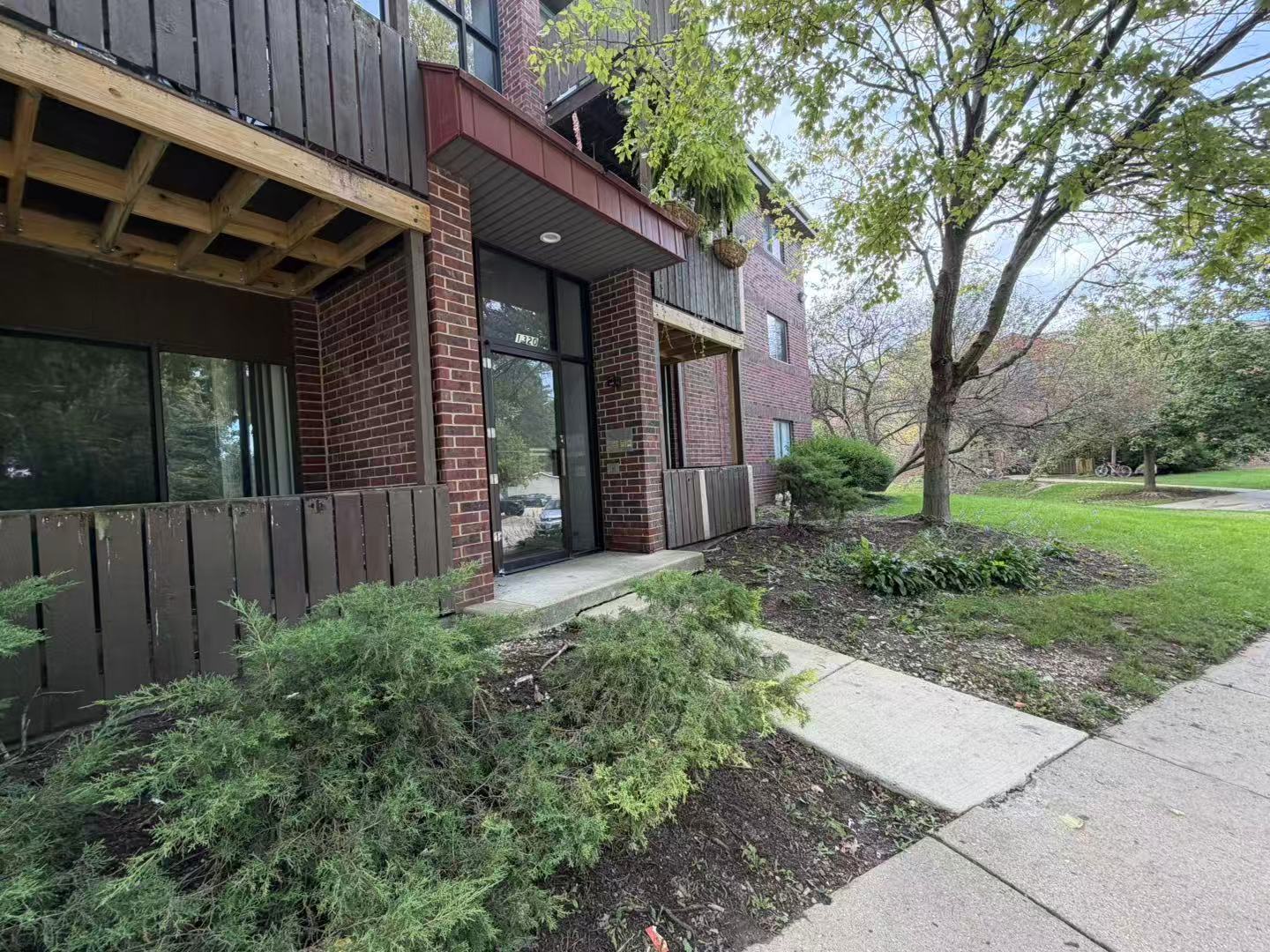 1320 Brook Street H Property Photo 1