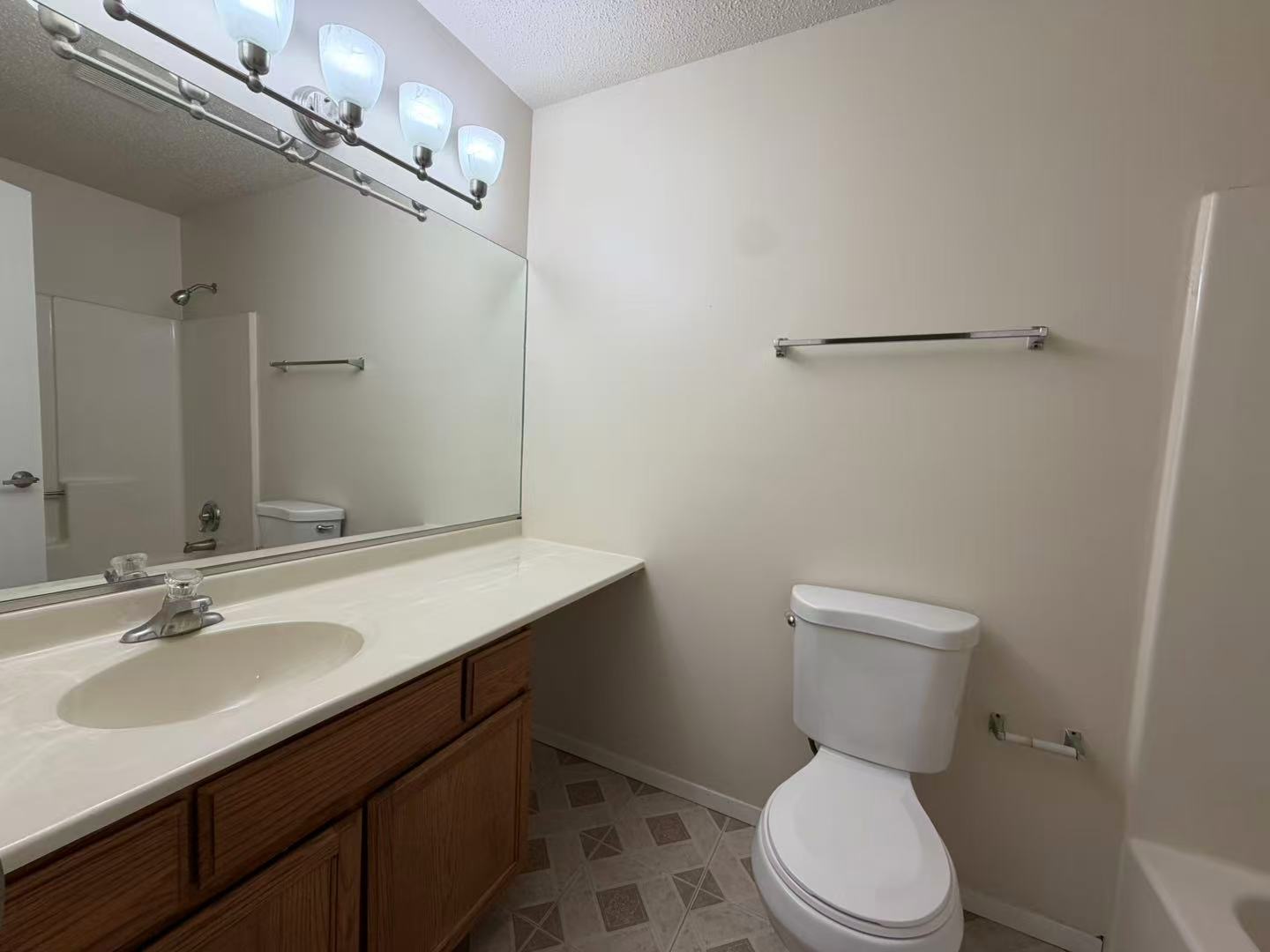 1320 Brook Street H Property Photo 12