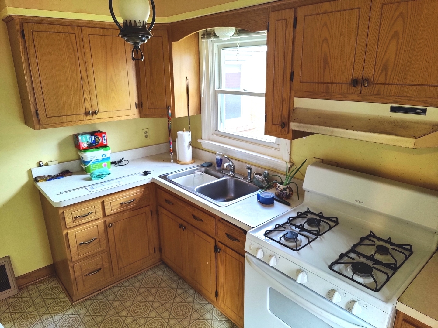 200 Earl Avenue Property Photo 14