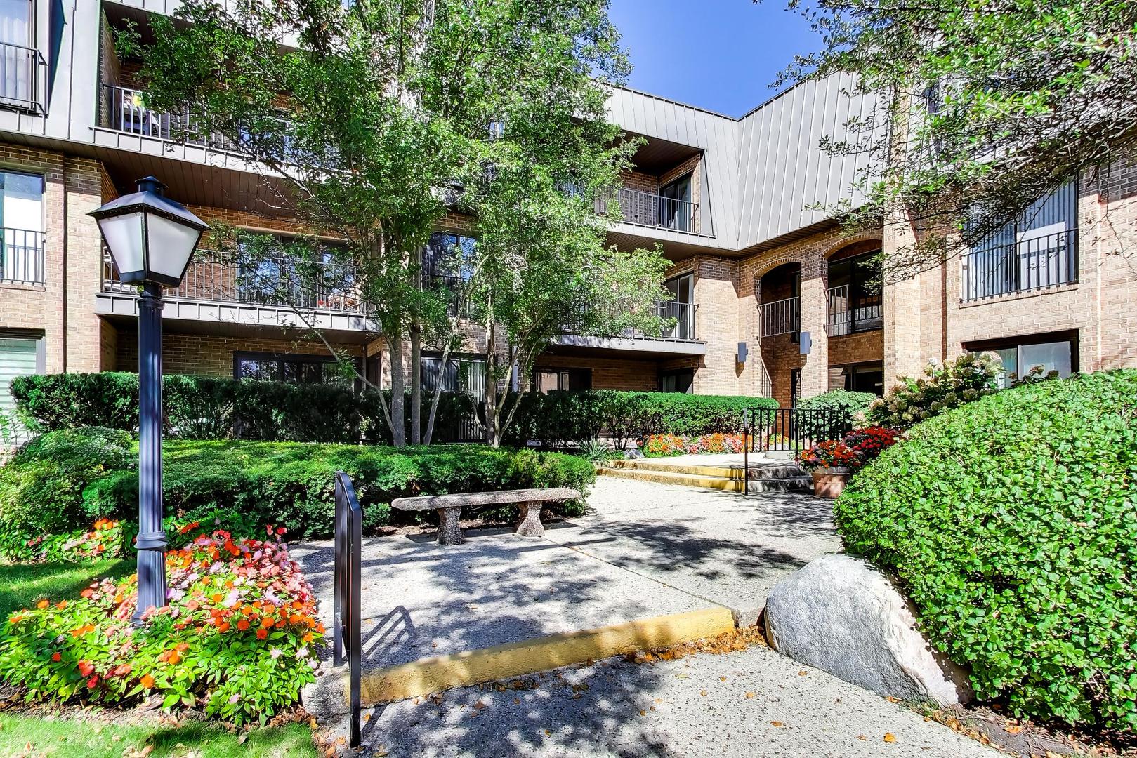 3 The Court Of Harborside Court 208 Property Photo 1