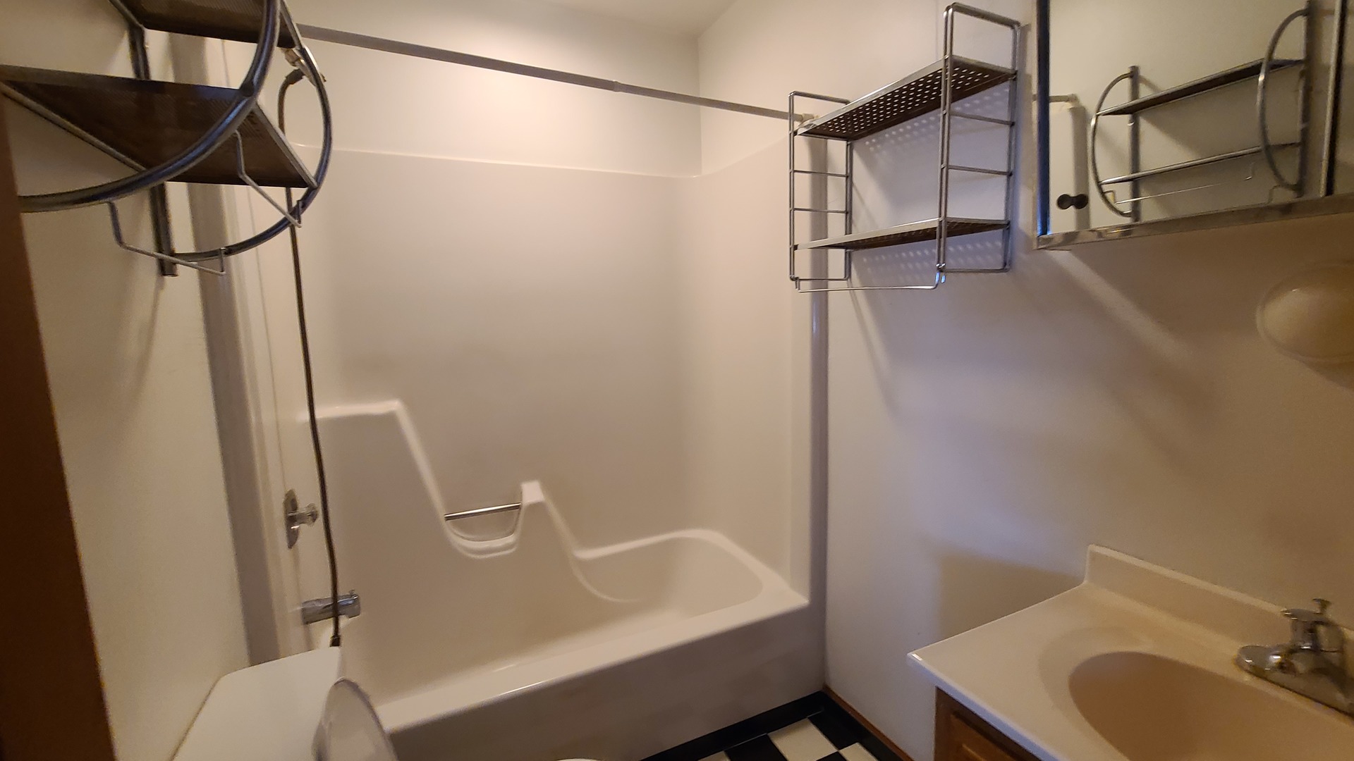 3627 S Damen Avenue Property Photo 6