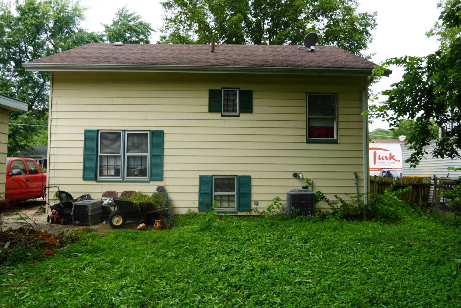 213 Linwood Avenue Property Photo 5