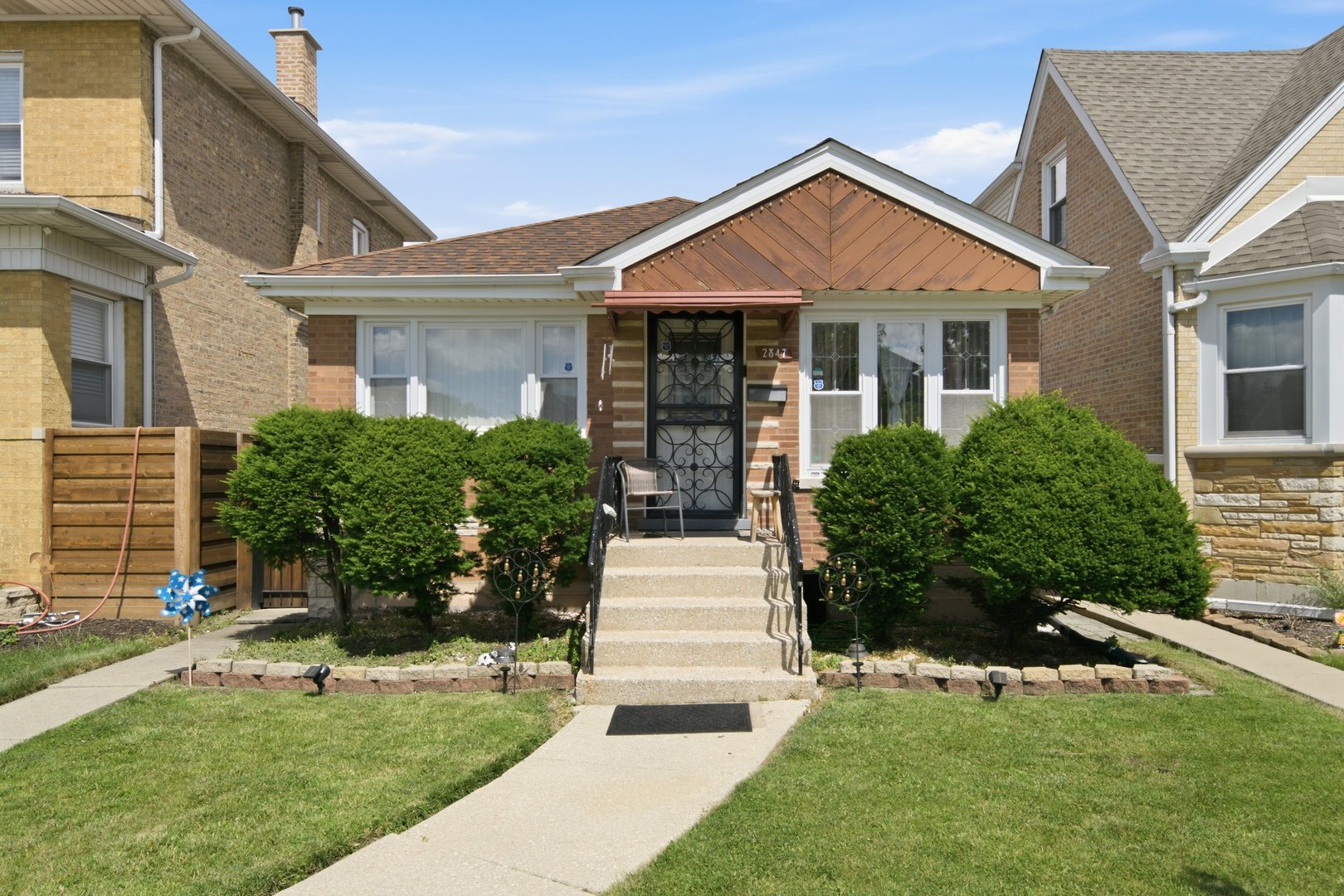 2847 N Moody Avenue Property Photo 1