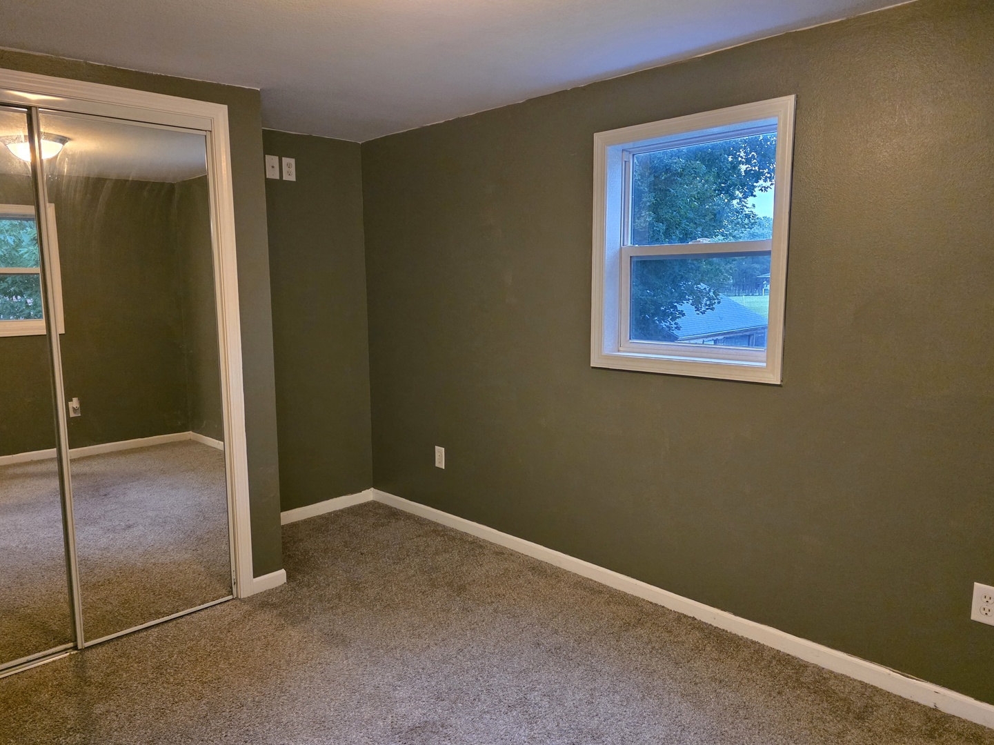 213 S Fremont Street Property Photo 7