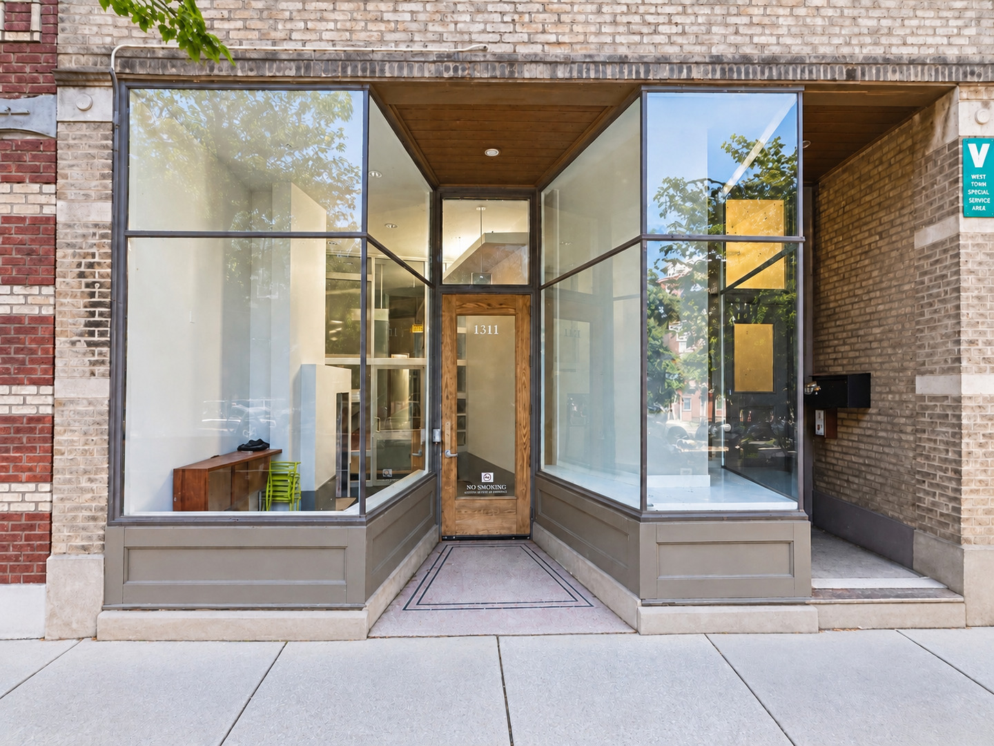 1311 E 57th Street Property Photo 4