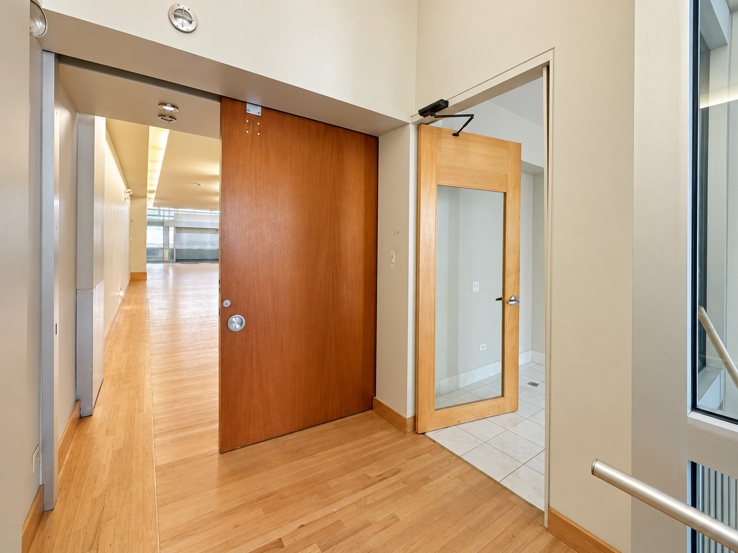 1311 E 57th Street Property Photo 11