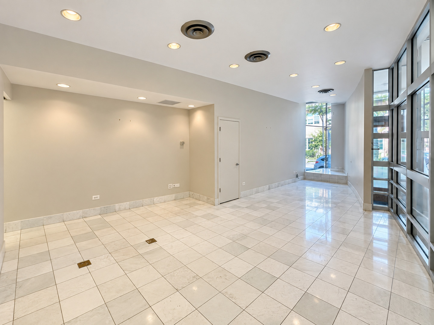 1311 E 57th Street Property Photo 12
