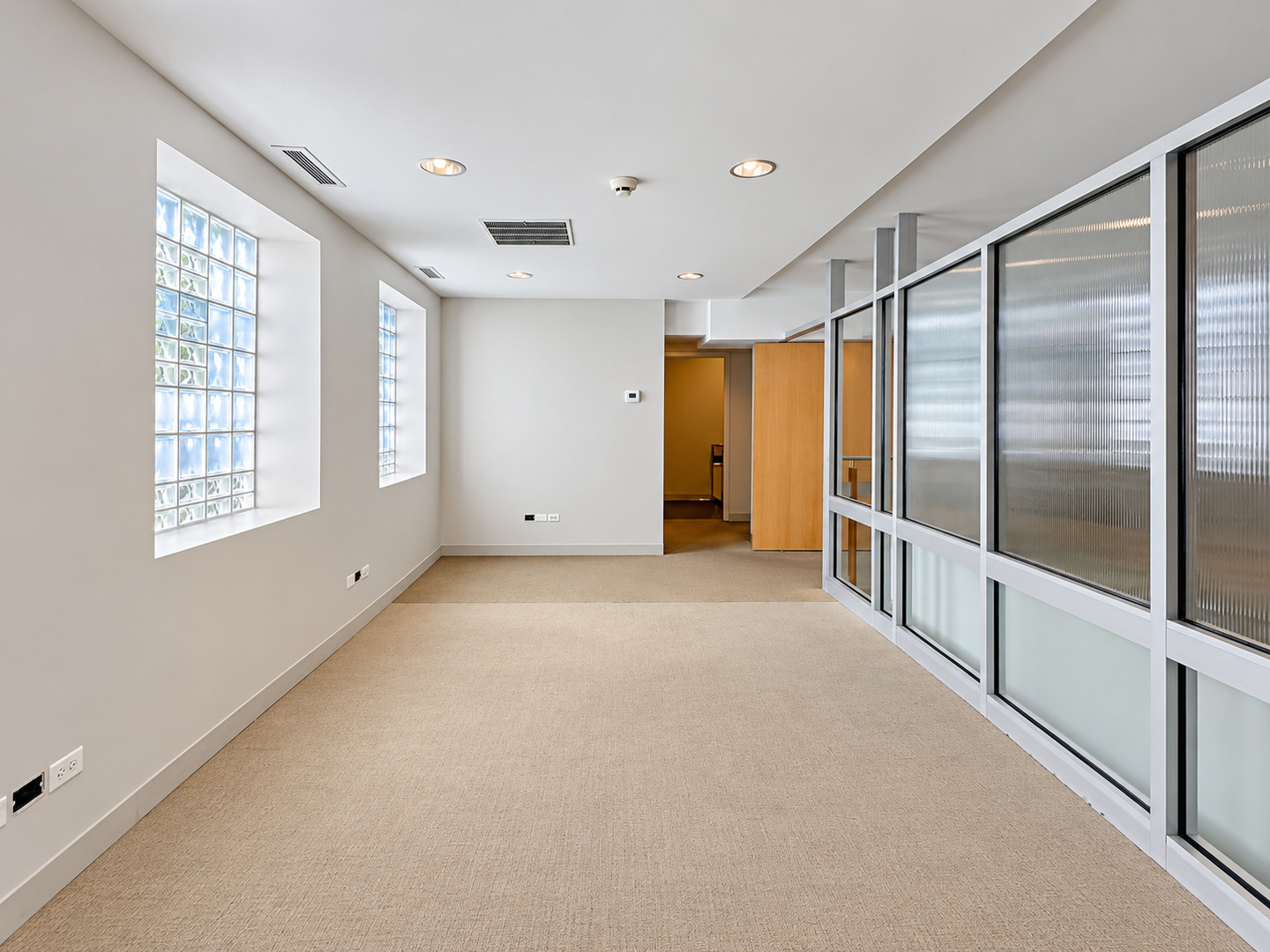 1311 E 57th Street Property Photo 45