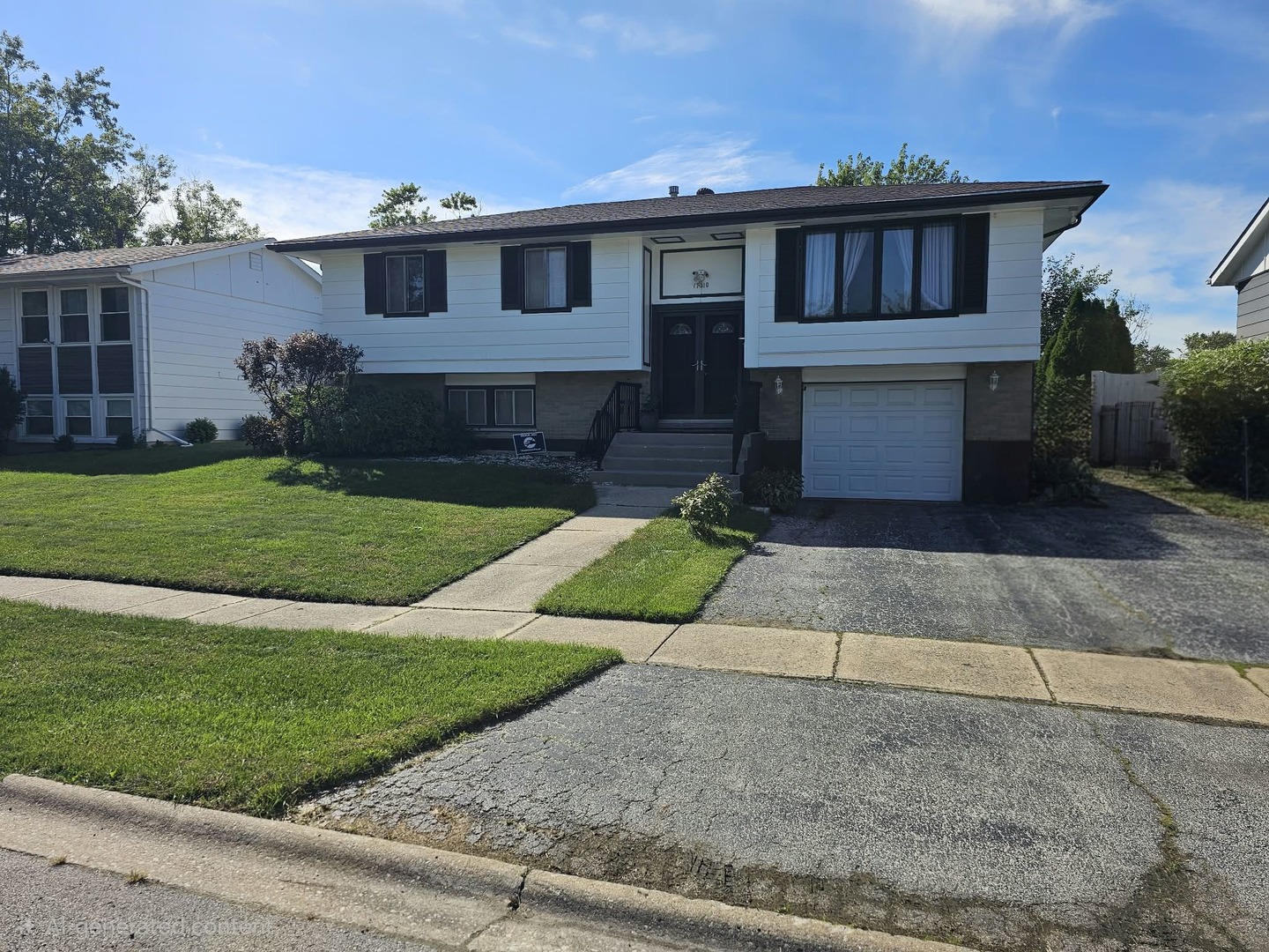 17010 Elm Drive Property Photo 1