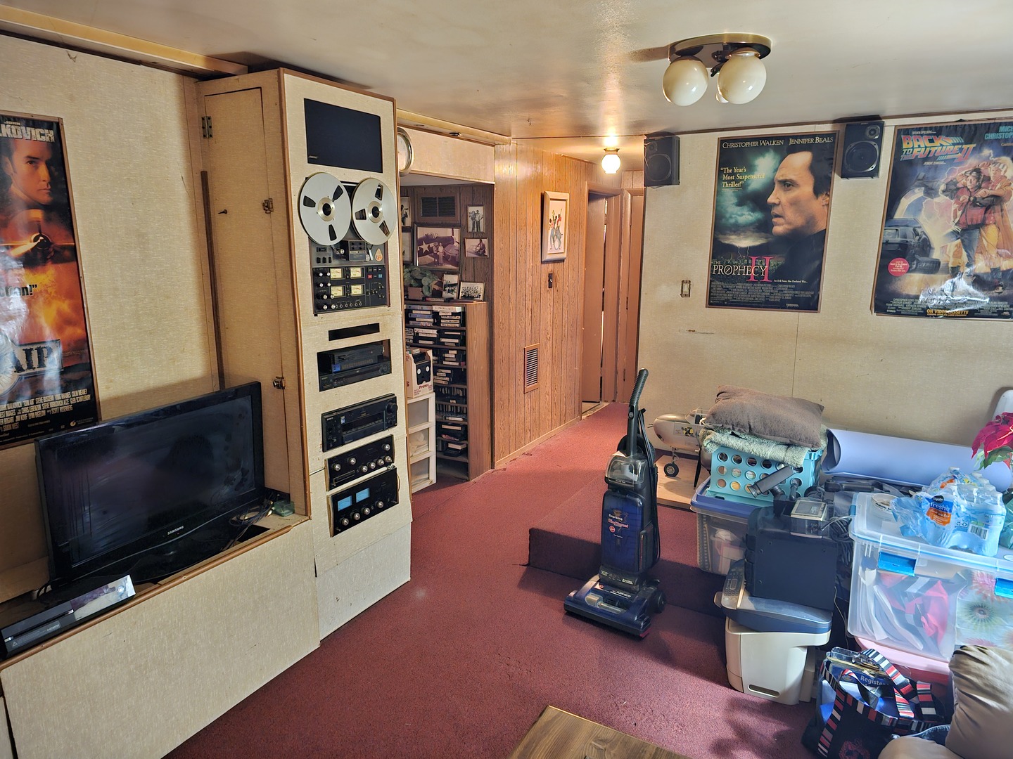 17010 Elm Drive Property Photo 10