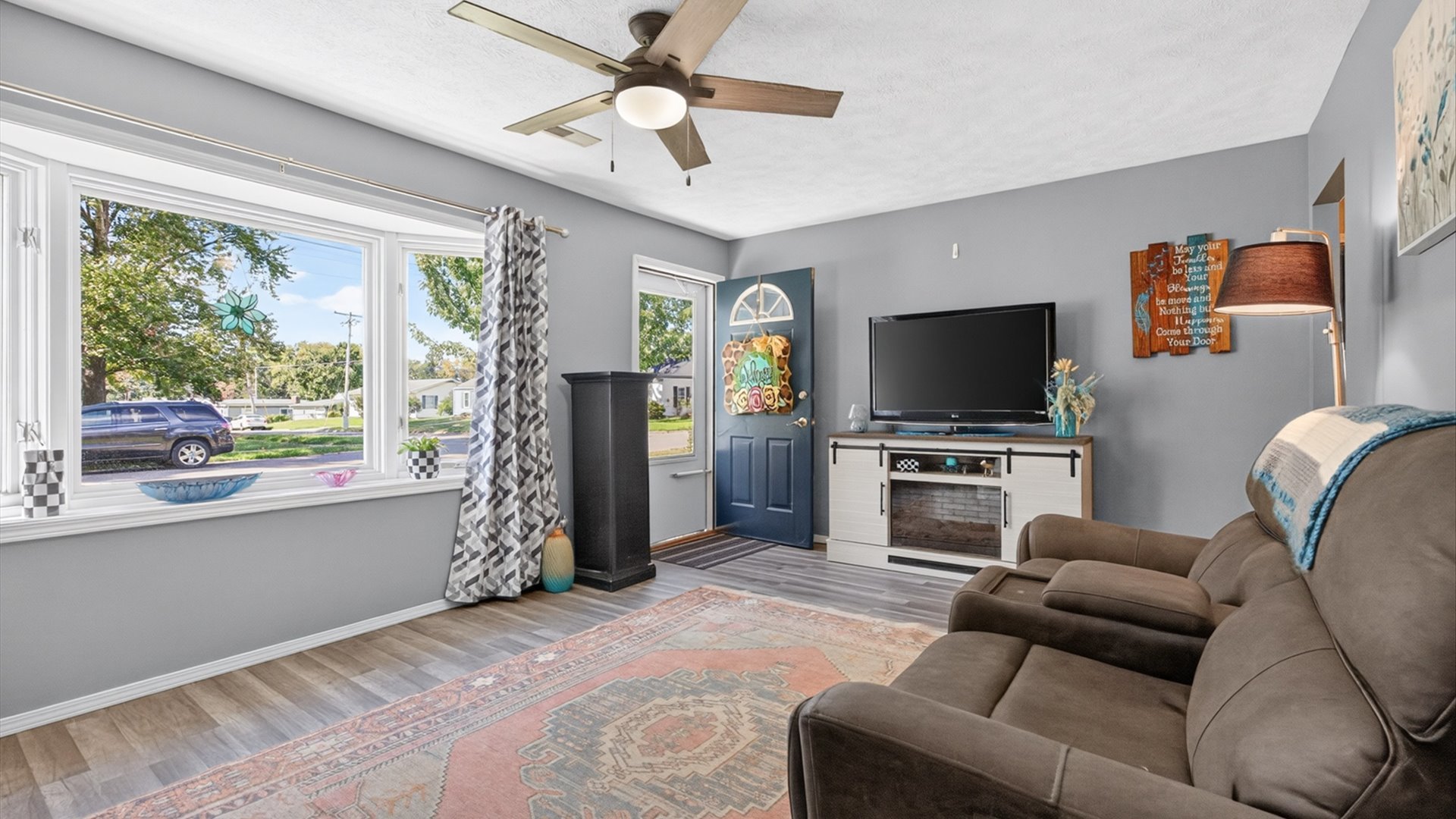 1121 N State Street Property Photo 5
