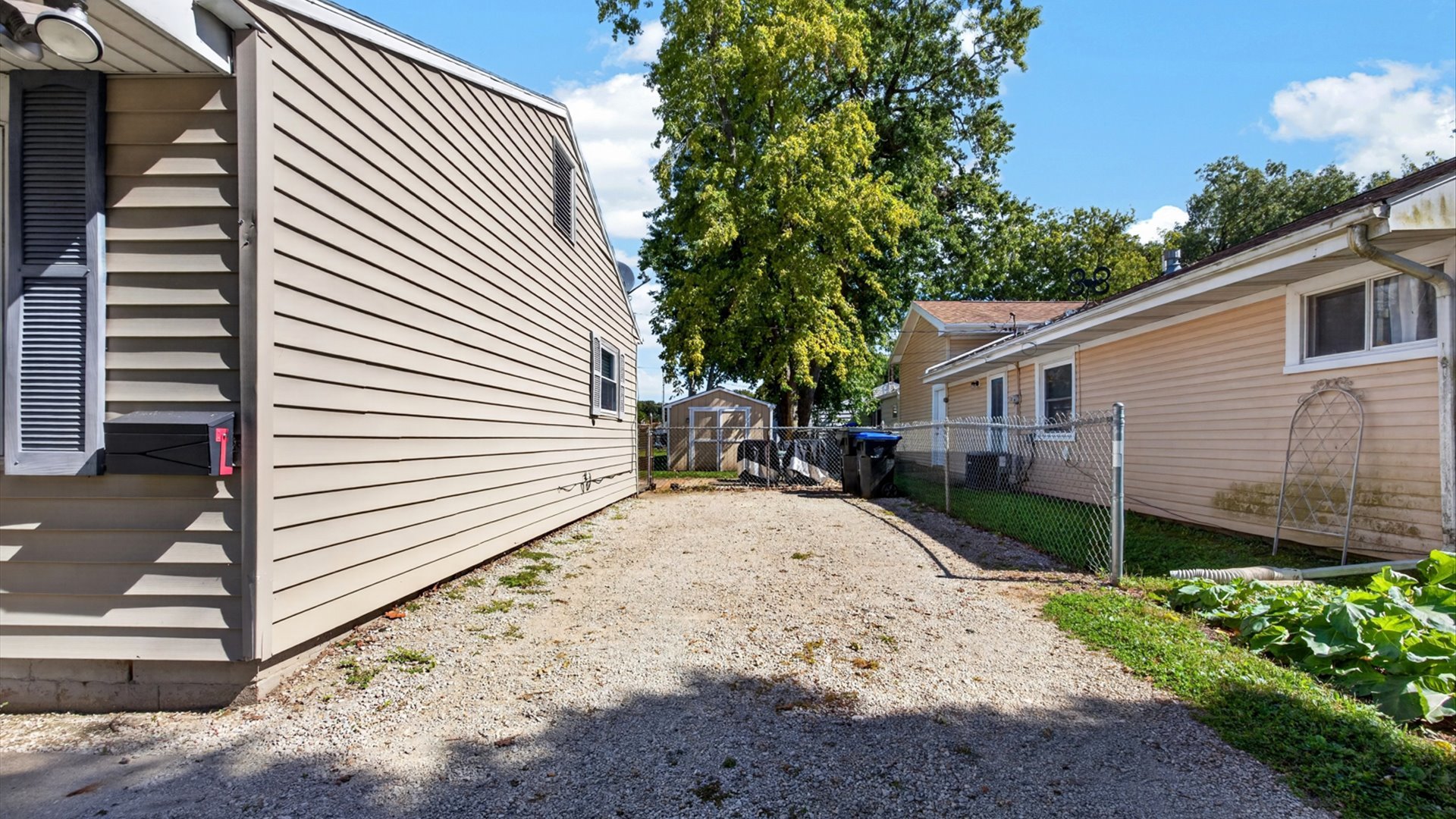 1121 N State Street Property Photo 20