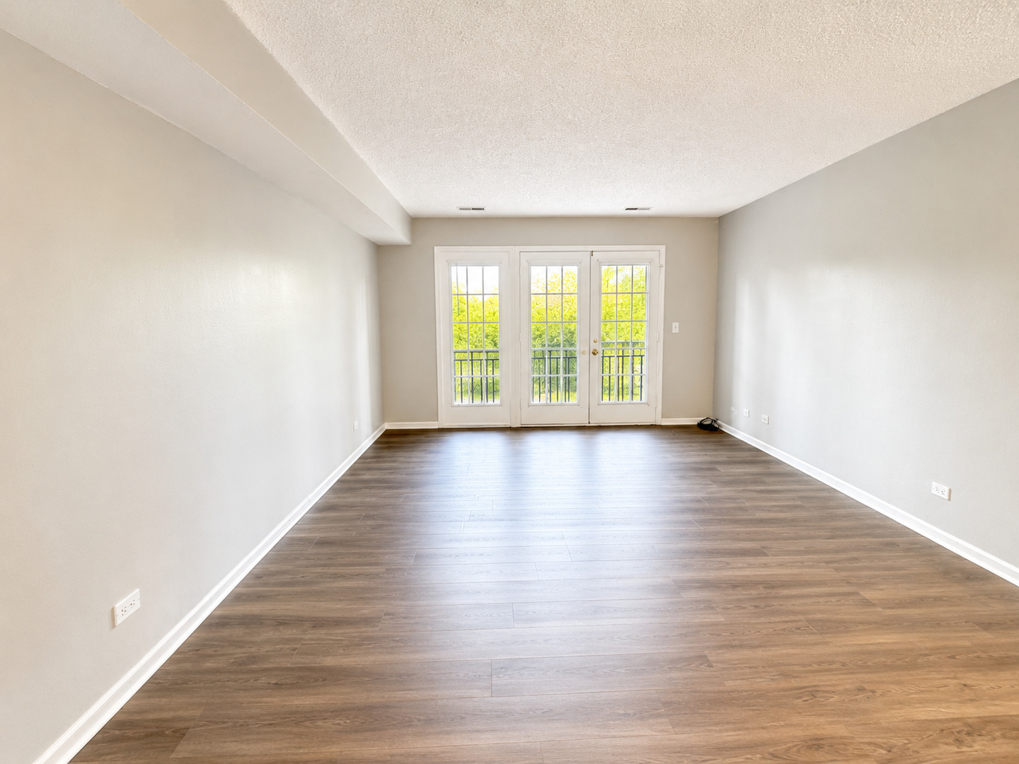 520 Biesterfield Road 209 Property Photo 5