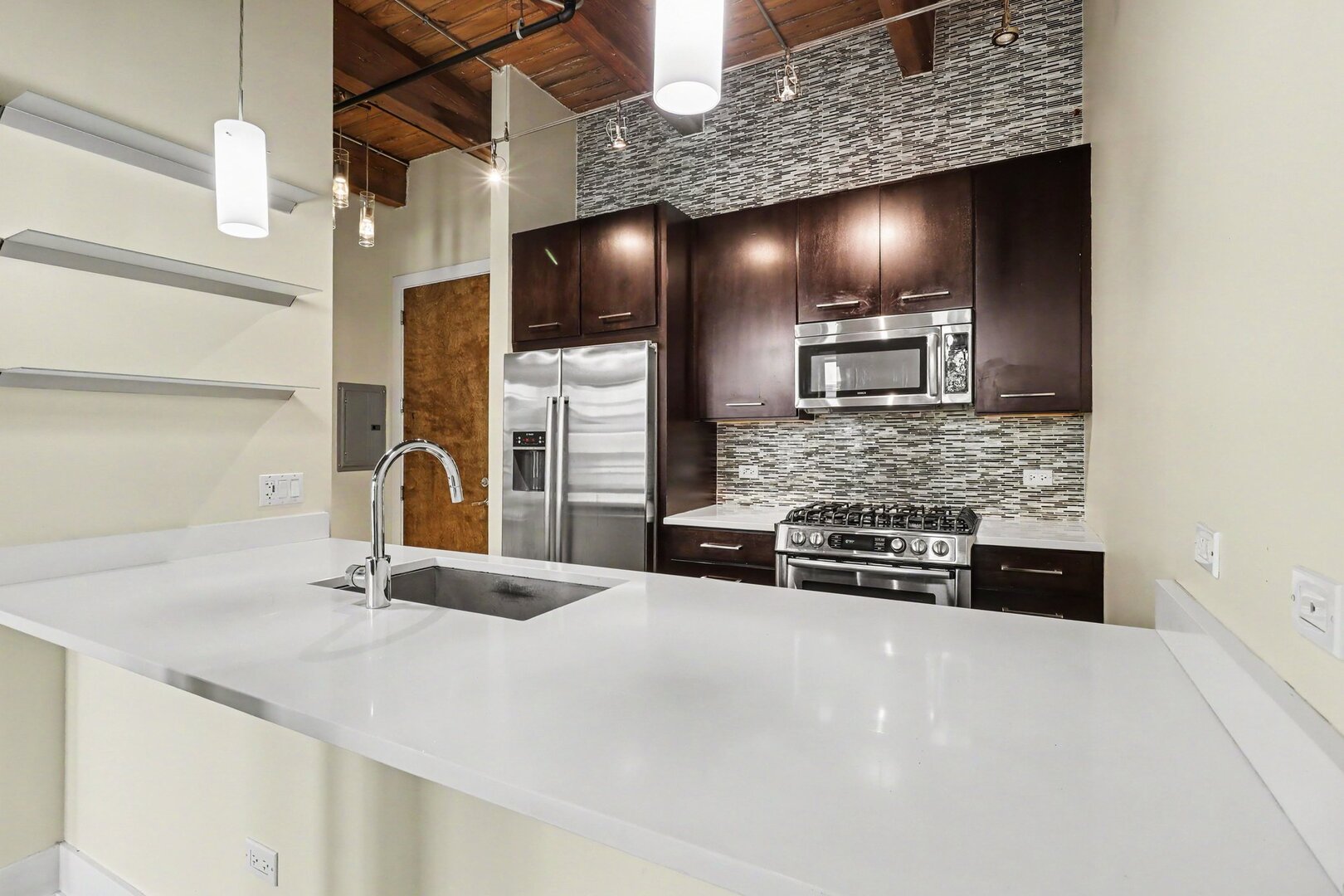 1800 W Grace Street 204 Property Photo 4