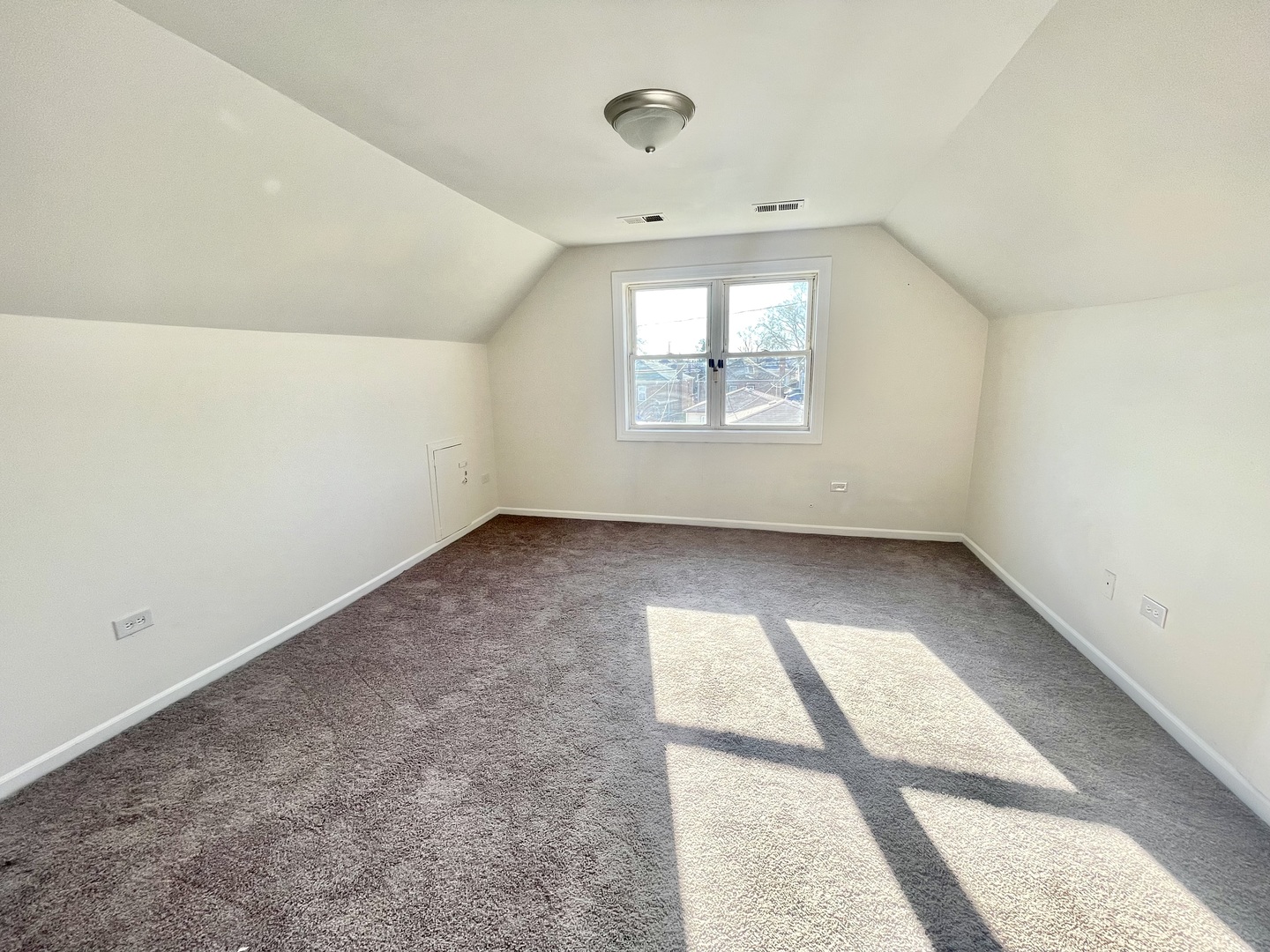 8312 S Phillips Avenue Property Photo 22